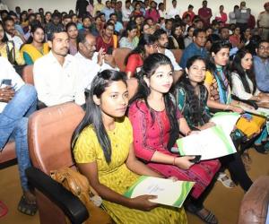Today Hon'ble CM Naveen Patnaik welcomed 299 of the 833 selected lecturers of HE Dept